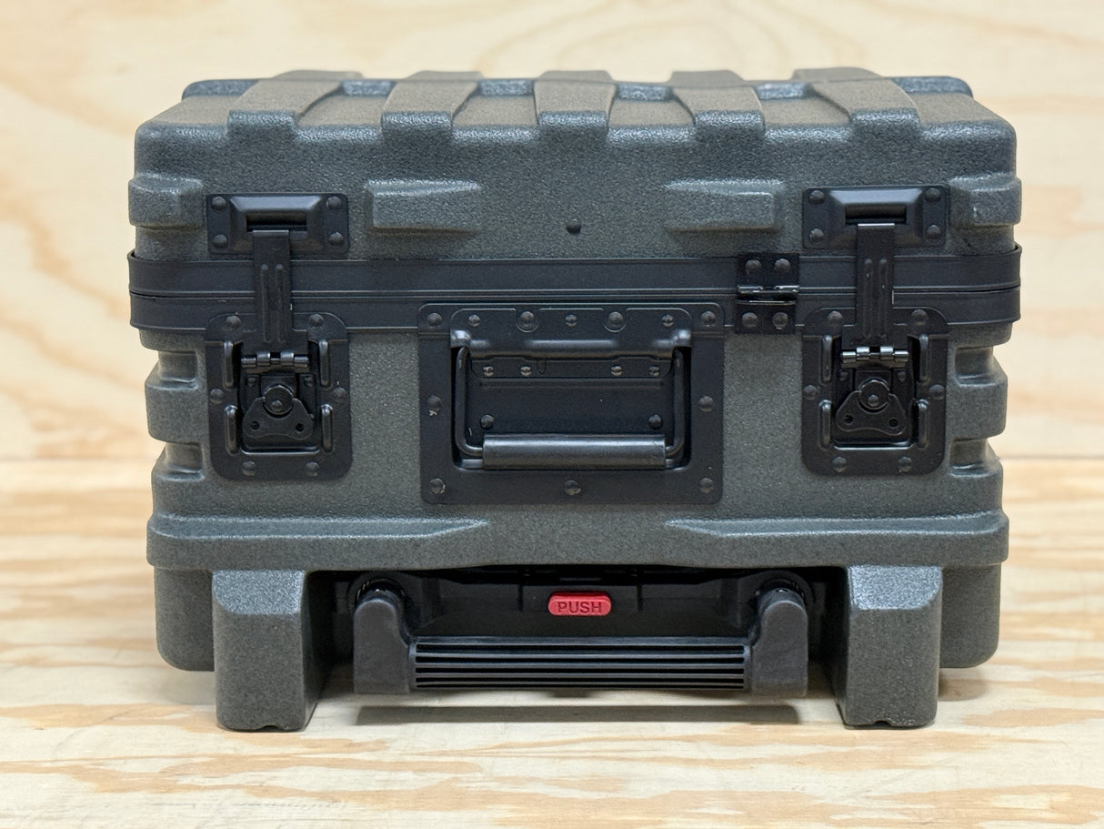 Wide Pull Tool Case