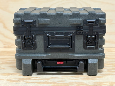Wide Pull Tool Case